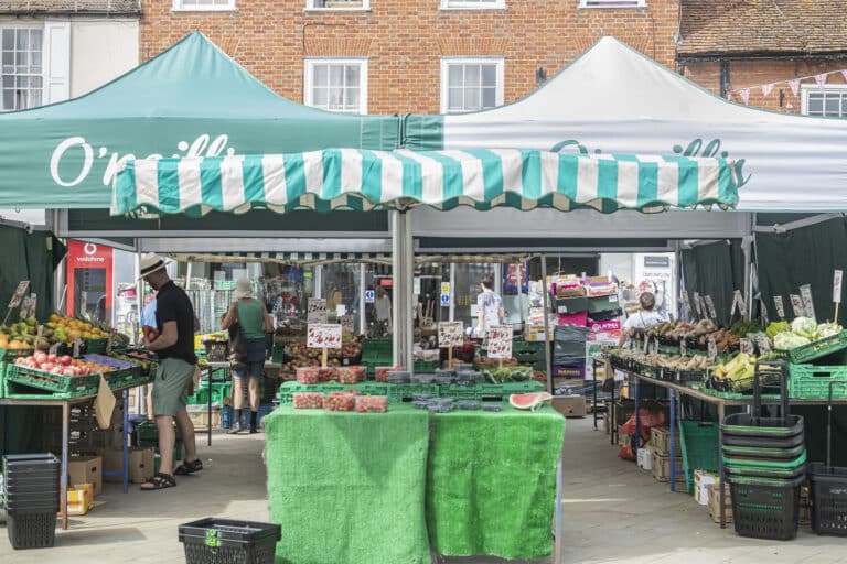 Local estate agent for Wokingham Michael Hardy Estate Agents